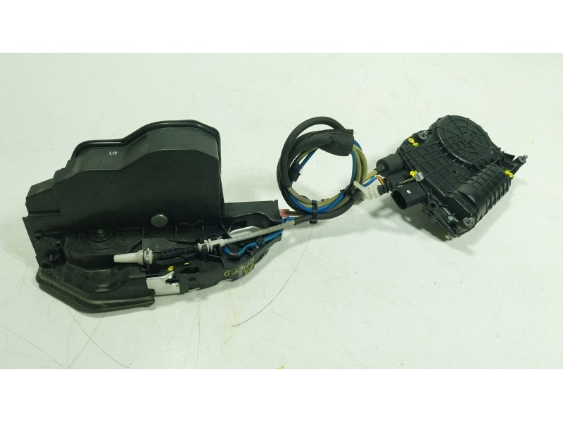 Recambio de cerradura puerta trasera derecha para bmw 6 gran coupe (f06) 640 i referencia OEM IAM  7276322 