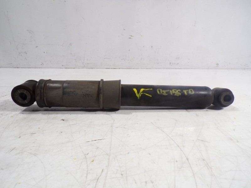 Recambio de amortiguador trasero derecho para renault kangoo 1.5 dci diesel fap referencia OEM IAM 8200868514  