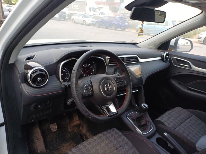 mg mg zs suv del año 2024