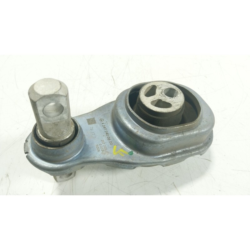 Recambio de soporte motor derecho para mercedes-benz cla (c118) cla 200 (118.387) referencia OEM IAM  A2472400600 
