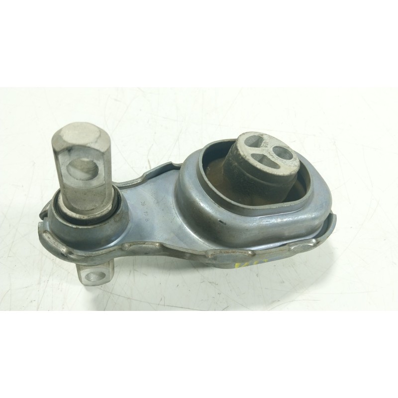 Recambio de soporte motor derecho para mercedes-benz cla (c118) cla 200 (118.387) referencia OEM IAM  A2472400600 