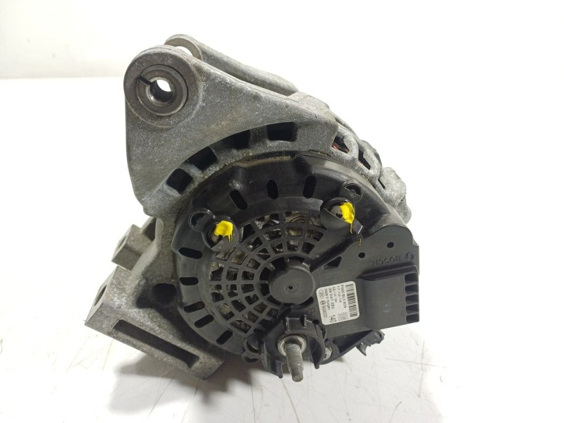 Recambio de alternador para opel insignia a (g09) 2.0 cdti (68) referencia OEM IAM  39047352 