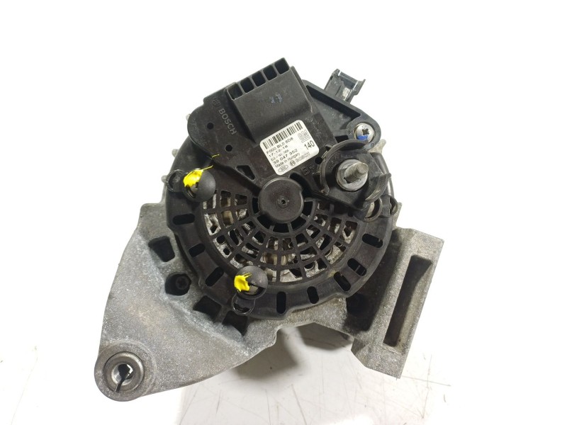 Recambio de alternador para opel insignia a (g09) 2.0 cdti (68) referencia OEM IAM  39047352 