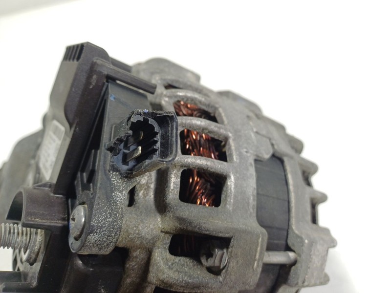 Recambio de alternador para opel insignia a (g09) 2.0 cdti (68) referencia OEM IAM  39047352 