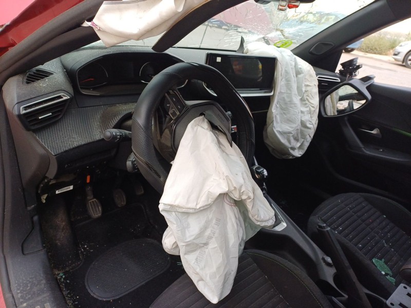 peugeot 2008 ii (ud_, us_, uy_, uj_, ur_, uc_) del año 2024