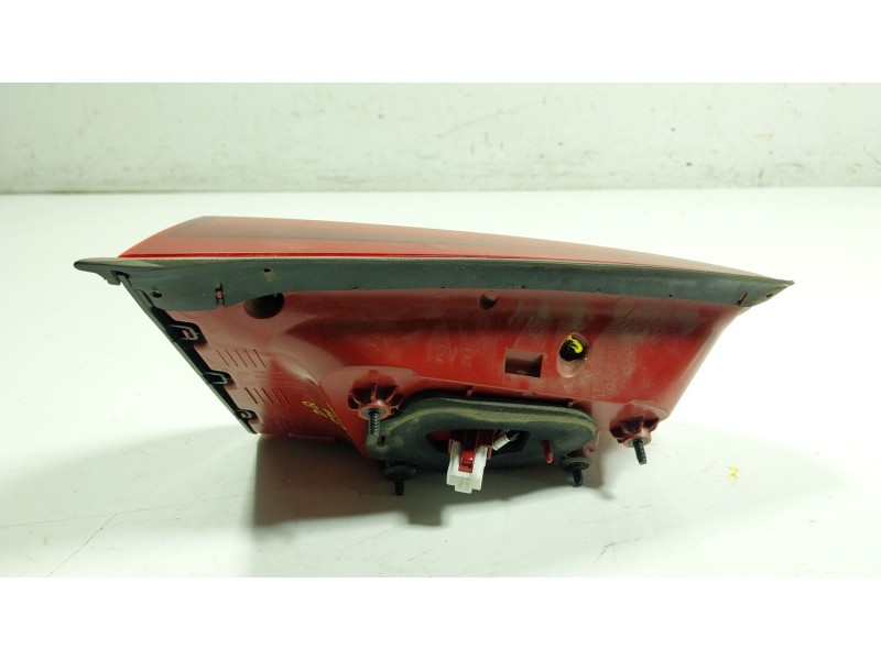 Recambio de piloto trasero derecho interior para kia niro i (de) 1.6 gdi hybrid referencia OEM IAM   