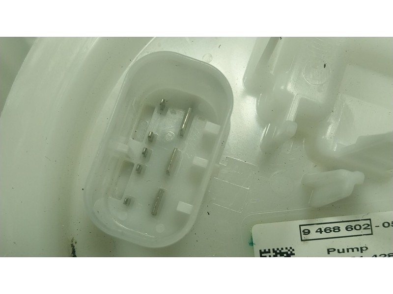 Recambio de aforador para bmw 8 gran coupe (g16, f93) 840 i xdrive referencia OEM IAM  946860205 