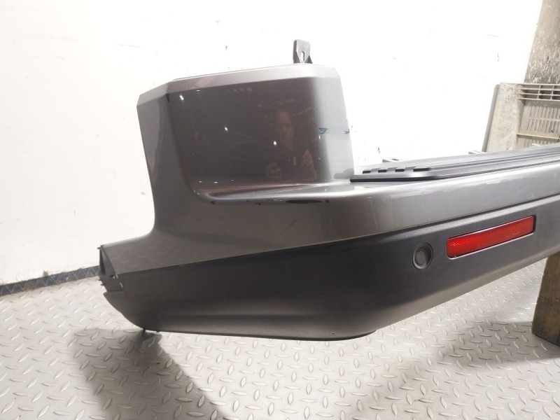 Recambio de paragolpes trasero para land rover discovery iv (l319) 3.0 td 4x4 referencia OEM IAM   