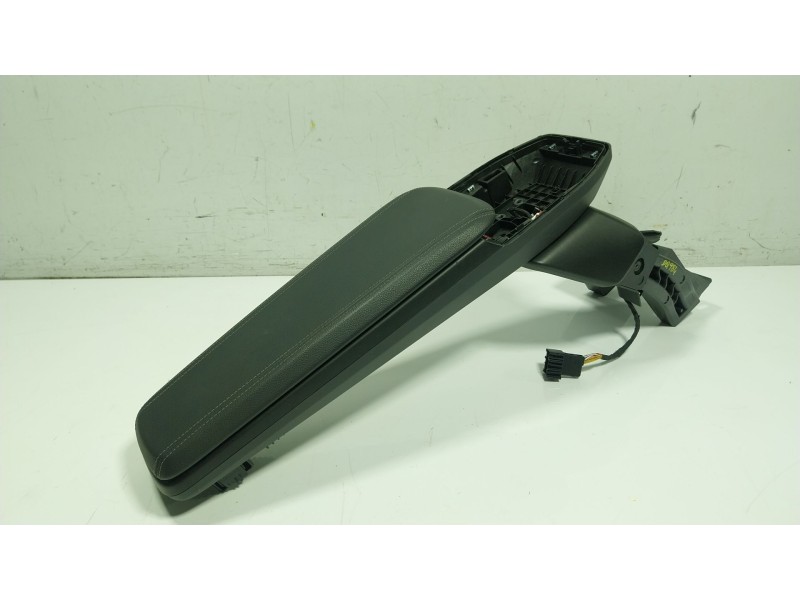 Recambio de apoyabrazos central para bmw 2 active tourer (u06) 220i mild hybrid referencia OEM IAM  6434420 