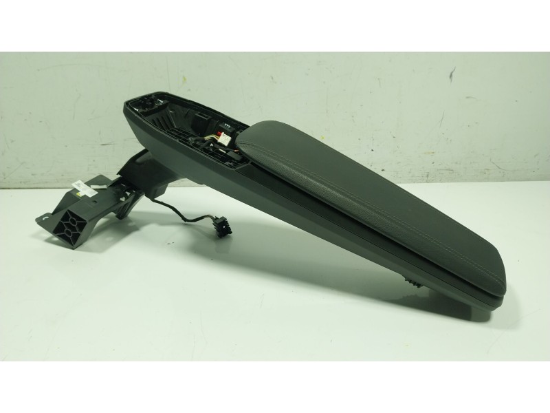 Recambio de apoyabrazos central para bmw 2 active tourer (u06) 220i mild hybrid referencia OEM IAM  6434420 