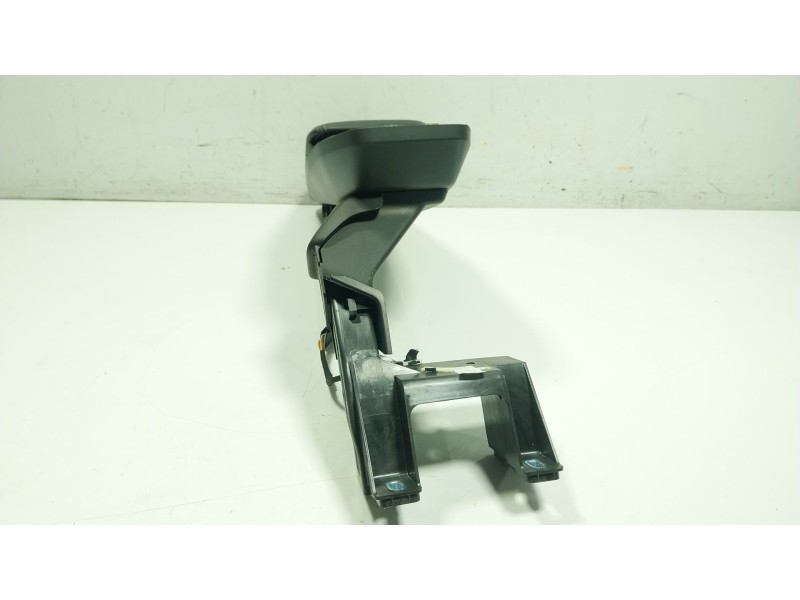 Recambio de apoyabrazos central para bmw 2 active tourer (u06) 220i mild hybrid referencia OEM IAM  6434420 