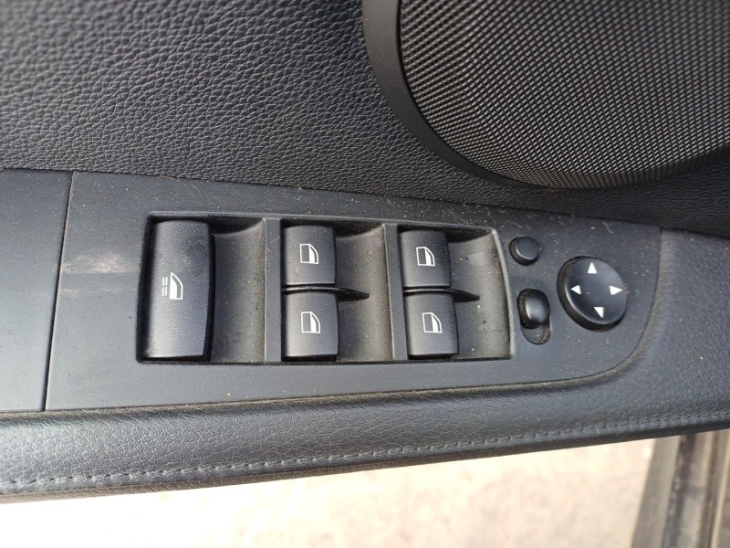 bmw 3 descapotable (e93) del año 2009