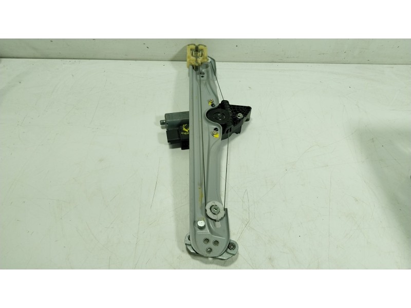 Recambio de elevalunas delantero derecho para opel crossland x / crossland (p17, p2qo) 1.2 (75) referencia OEM IAM   