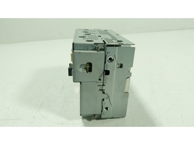 Recambio de sistema navegacion gps para land rover discovery iv (l319) 3.0 td 4x4 referencia OEM IAM  DH2210E889AC 