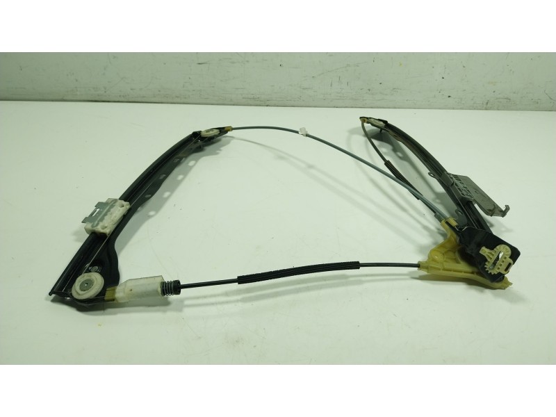 Recambio de elevalunas delantero izquierdo para bmw 3 descapotable (e93) 325 d referencia OEM IAM  7191117 