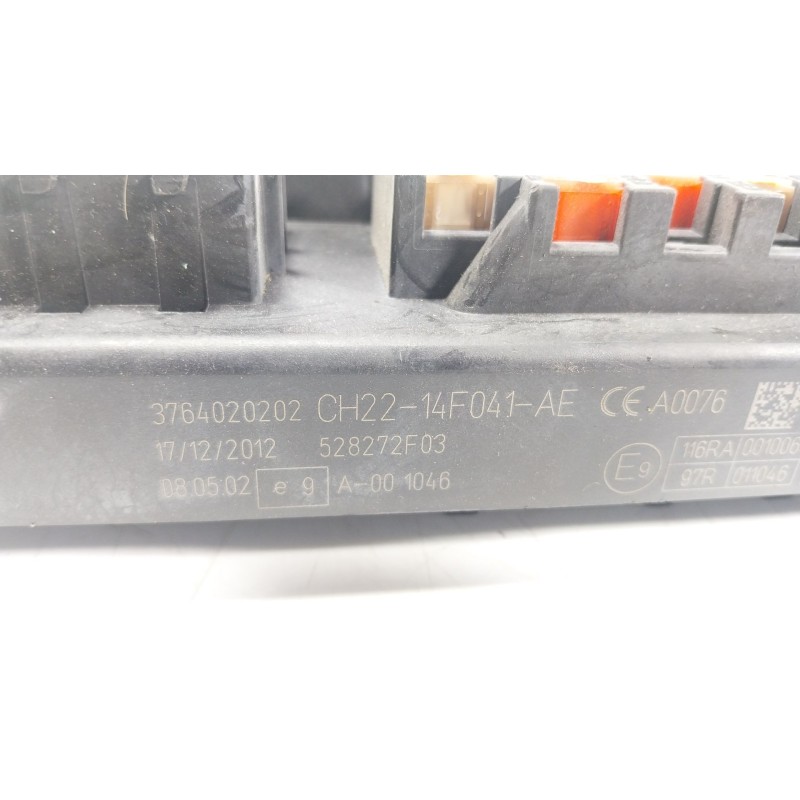 Recambio de caja reles / fusibles para land rover discovery iv (l319) 3.0 td 4x4 referencia OEM IAM  CH2214F041AE 