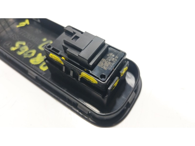 Recambio de mando elevalunas delantero derecho para mercedes-benz cla (c118) cla 200 (118.387) referencia OEM IAM  A1679050201 
