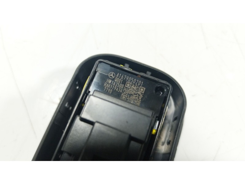 Recambio de mando elevalunas delantero derecho para mercedes-benz cla (c118) cla 200 (118.387) referencia OEM IAM  A1679050201 