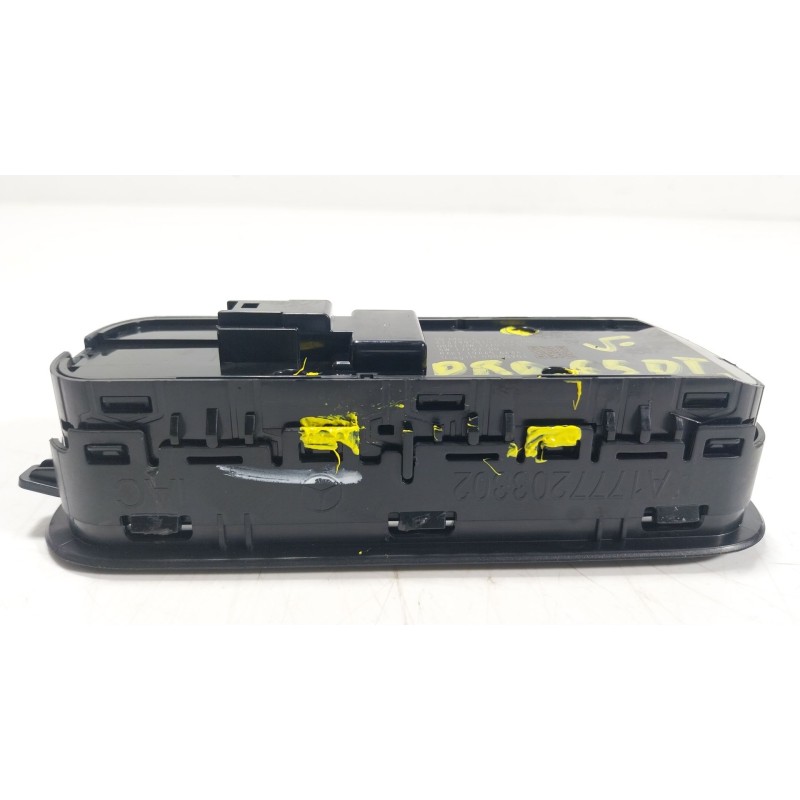 Recambio de mando elevalunas delantero izquierdo para mercedes-benz cla (c118) cla 200 (118.387) referencia OEM IAM  A1679050101