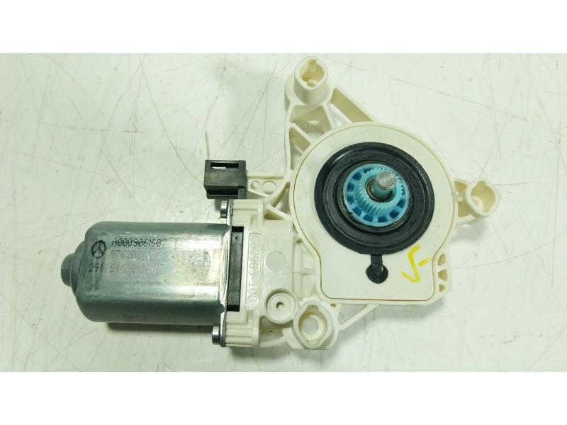 Recambio de motor elevalunas trasero derecho para mercedes-benz cla (c118) cla 200 (118.387) referencia OEM IAM  A0009061607 