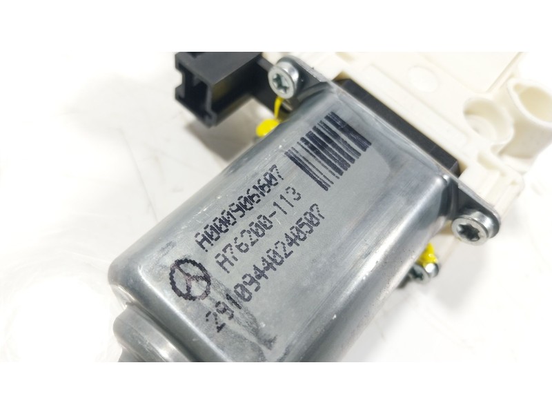 Recambio de motor elevalunas trasero derecho para mercedes-benz cla (c118) cla 200 (118.387) referencia OEM IAM  A0009061607 