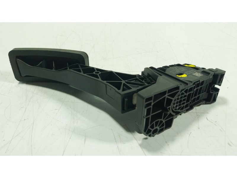 Recambio de potenciometro pedal para mercedes-benz cla (c118) cla 200 (118.387) referencia OEM IAM  A1773001900 