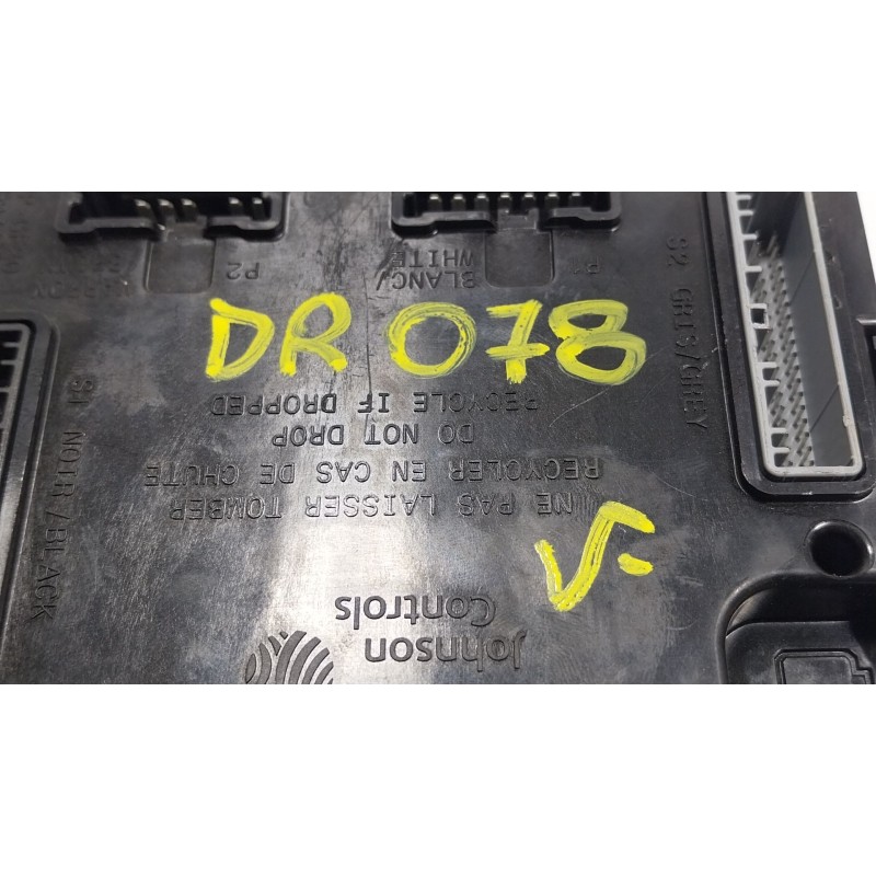 Recambio de modulo electronico para renault captur i (j5_, h5_) 0.9 tce 90 referencia OEM IAM  284B13555R 