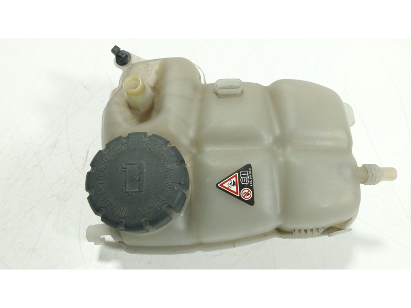 Recambio de deposito expansion para mercedes-benz cla (c118) cla 200 (118.387) referencia OEM IAM  A2475000049 