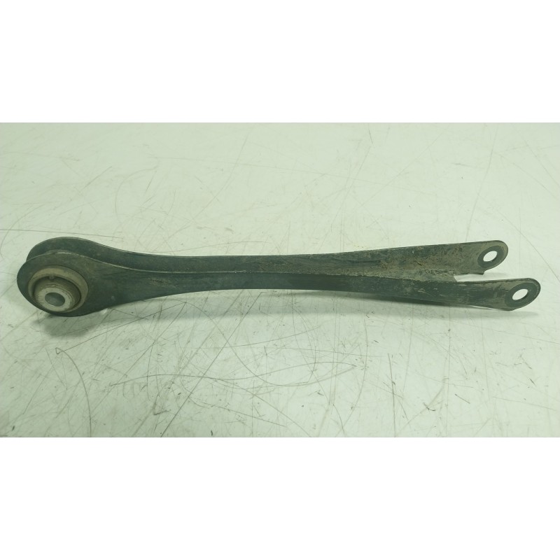 Recambio de brazo suspension inferior trasero derecho para bmw 4 coupé (f32, f82) 420 d referencia OEM IAM   