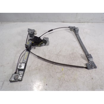 ELEVALUNAS DELANTERO DERECHO 807207012R 9030304A 9030304A