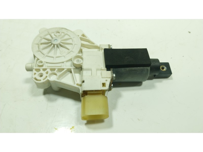 Recambio de motor elevalunas delantero derecho para bmw 3 descapotable (e93) 325 d referencia OEM IAM   