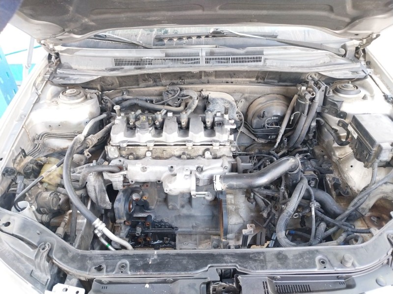 kia cerato i hatchback (ld) del año 2005