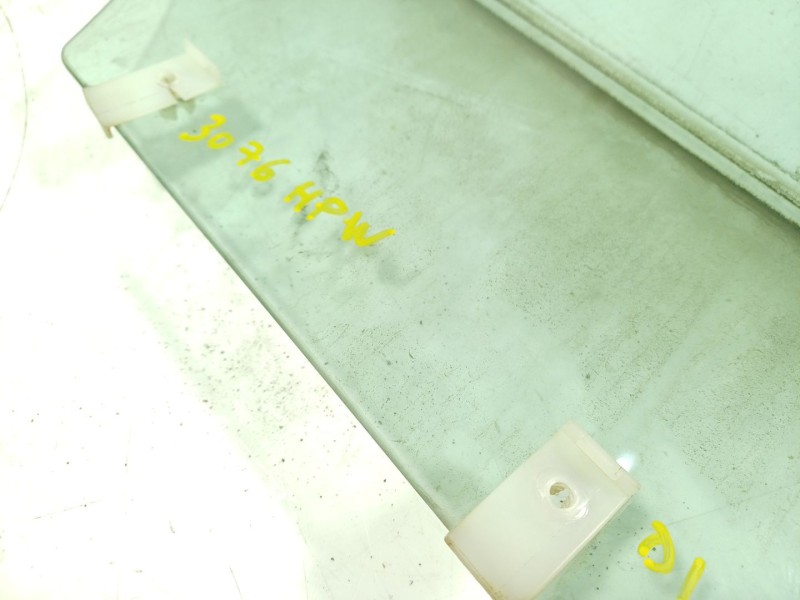 Recambio de cristal puerta delantero izquierdo para ssangyong korando (ck) 2.0 e-xdi referencia OEM IAM   