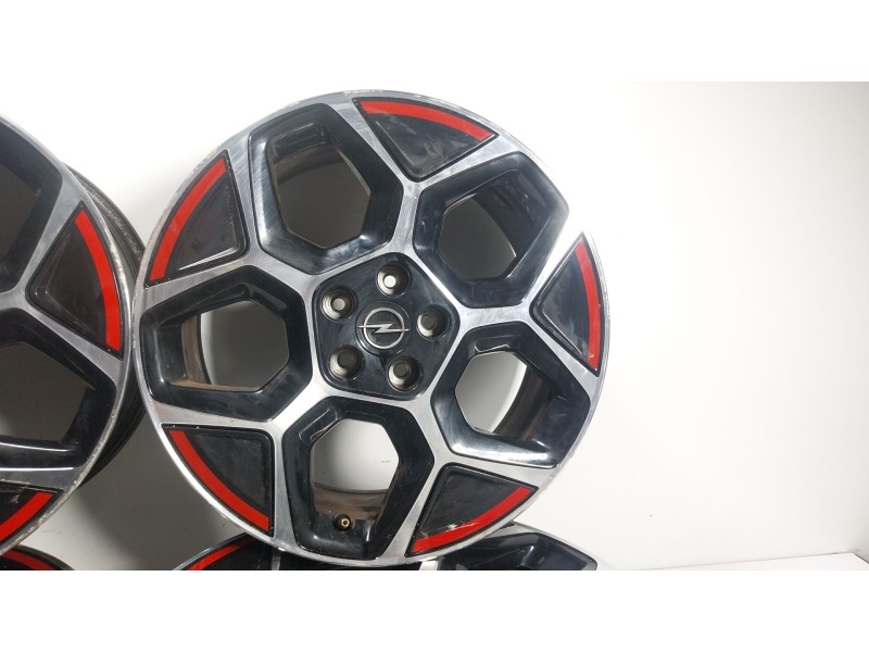 Recambio de juego llantas para opel astra l (ov5) 1.6 plug-in-hybrid (f3dgzt) referencia OEM IAM  9843281680 