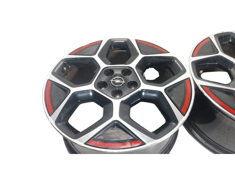 Recambio de juego llantas para opel astra l (ov5) 1.6 plug-in-hybrid (f3dgzt) referencia OEM IAM  9843281680 