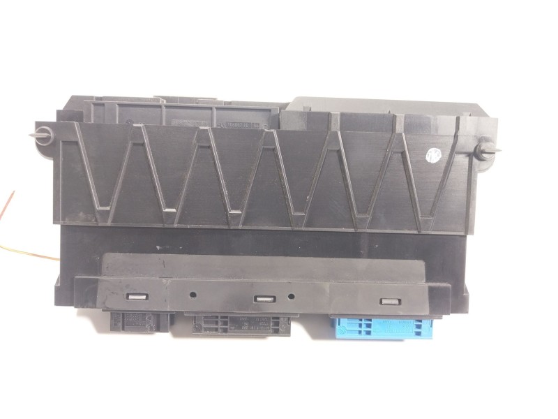 Recambio de caja reles / fusibles para bmw x3 (f25) sdrive 18 d referencia OEM IAM  925946701 