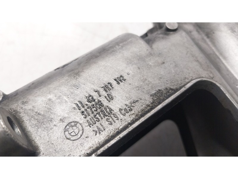 Recambio de soporte filtro aceite para bmw serie 1 berlina (e81/e87) 118d referencia OEM IAM  51750610 