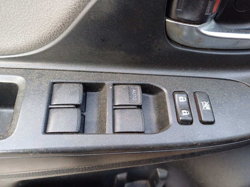 toyota yaris (_p13_) del año 2018