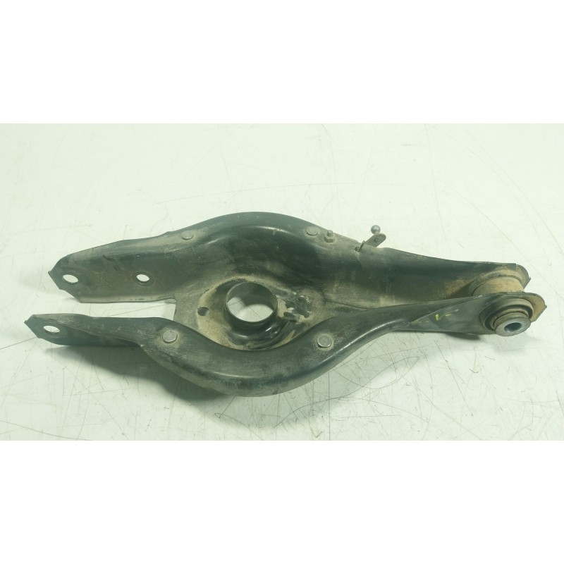 Recambio de brazo suspension inferior trasero izquierdo para bmw 4 coupé (f32, f82) 420 d referencia OEM IAM   