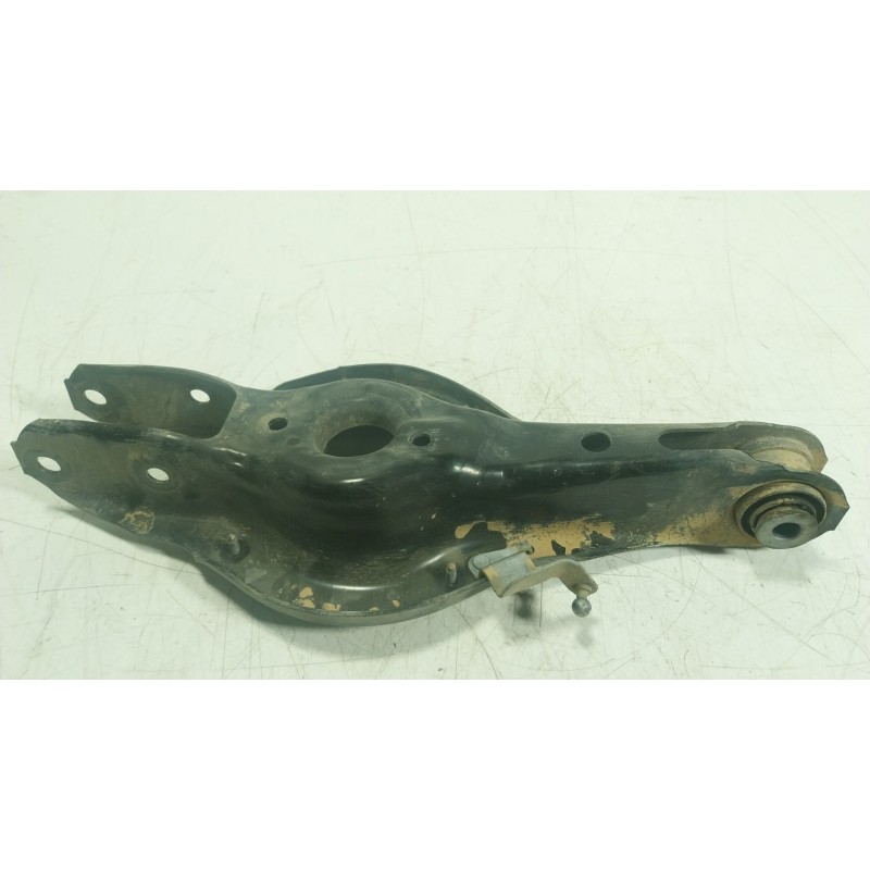 Recambio de brazo suspension inferior trasero izquierdo para bmw 4 coupé (f32, f82) 420 d referencia OEM IAM   