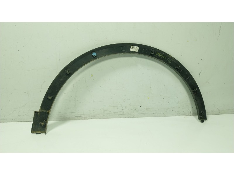 Recambio de aletin delantero izquierdo para mg mg zs suv (azs1) 1.5 vti referencia OEM IAM  654572627 