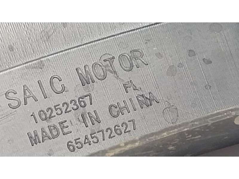 Recambio de aletin delantero izquierdo para mg mg zs suv (azs1) 1.5 vti referencia OEM IAM  654572627 