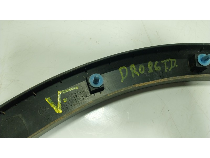 Recambio de aletin trasero derecho para mg mg zs suv (azs1) 1.5 vti referencia OEM IAM  654572627 