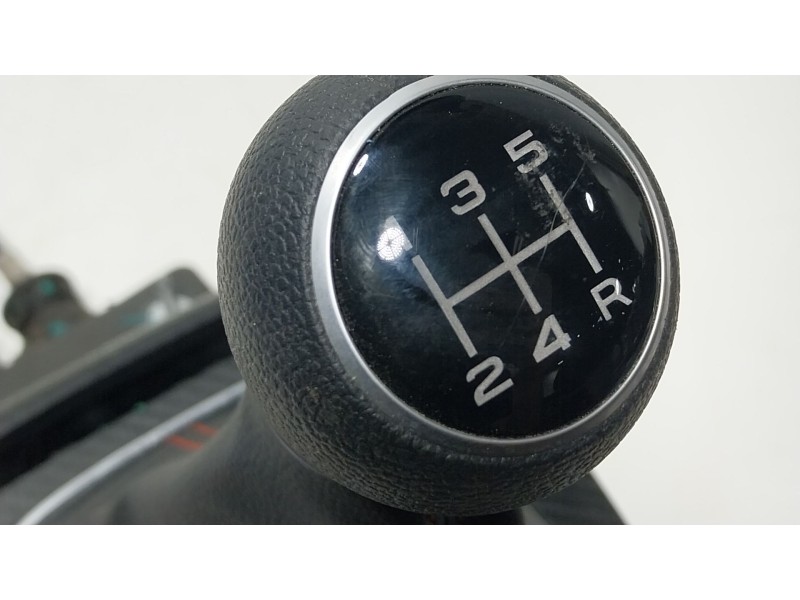 Recambio de palanca cambio para mg mg zs suv (azs1) 1.5 vti referencia OEM IAM  10652605 