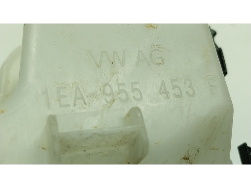Recambio de deposito limpia para volkswagen id.4 (e21) pro referencia OEM IAM  1EA955453 