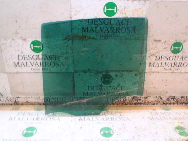 Recambio de cristal puerta trasero izquierdo para renault clio iii exception 2 referencia OEM IAM 8200676273  