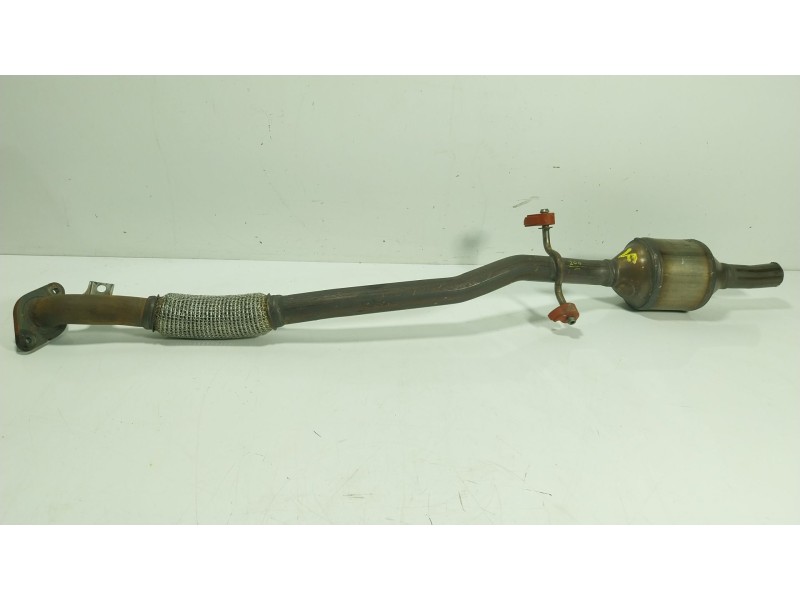 Recambio de catalizador para mg mg zs suv (azs1) 1.5 vti referencia OEM IAM  11102842 