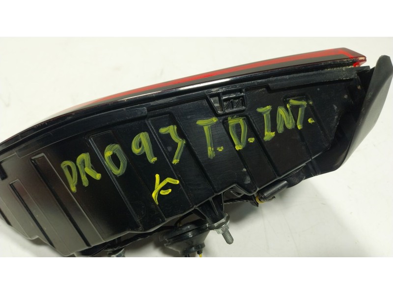 Recambio de piloto trasero derecho interior para mg mg zs suv (azs1) 1.5 vti referencia OEM IAM  10571684 