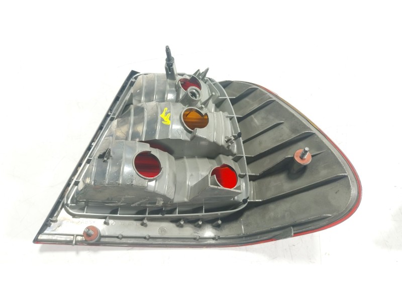 Recambio de piloto trasero izquierdo para bmw serie 3 berlina (e46) 320d referencia OEM IAM   