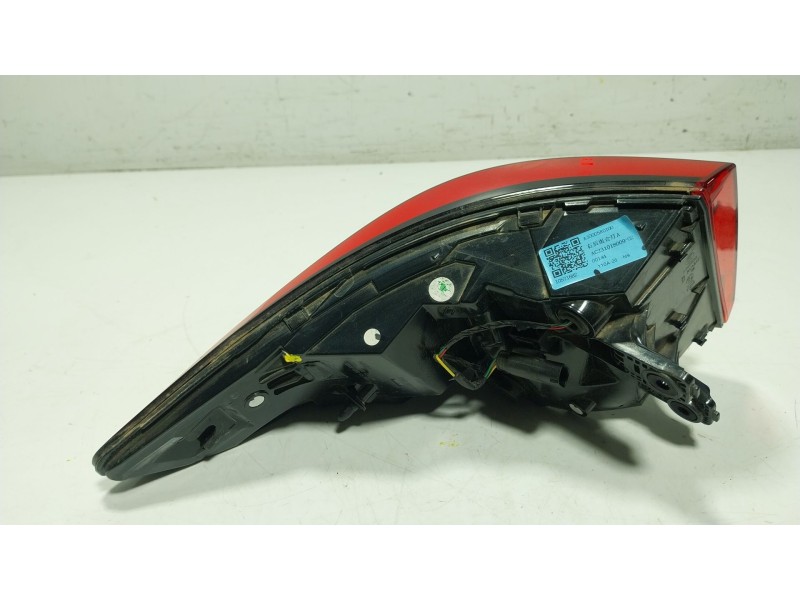 Recambio de piloto trasero derecho para mg mg zs suv (azs1) 1.5 vti referencia OEM IAM  10571682 